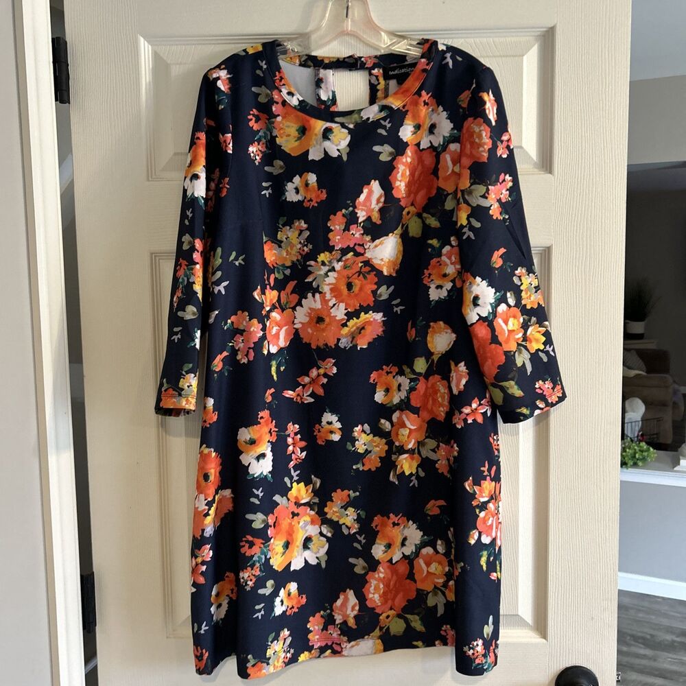 Indication Womens Sz Medium Navy Floral 3/4 Dress Pullover